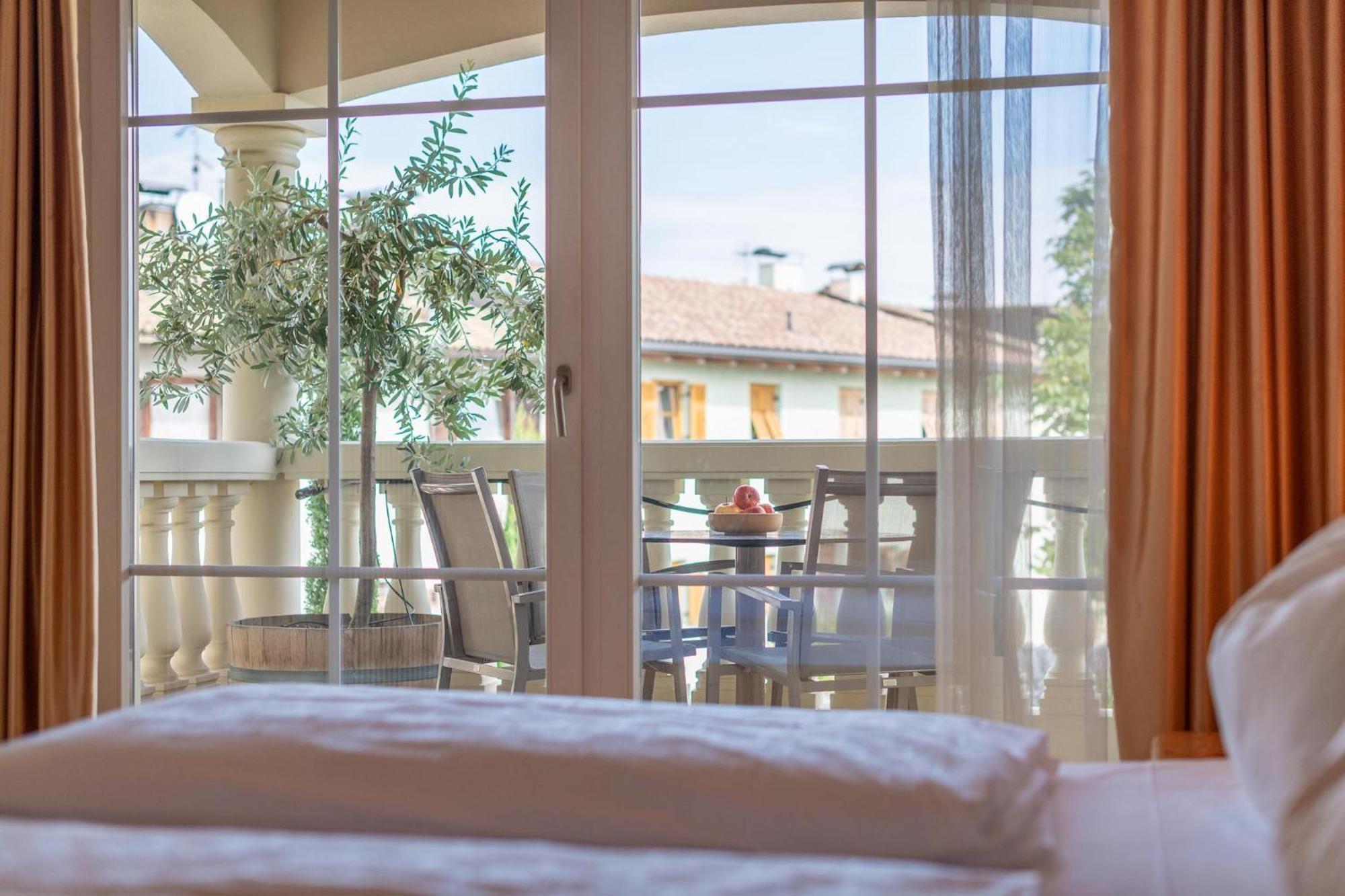 Panorama Aparthotel Termeno Ngoại thất bức ảnh