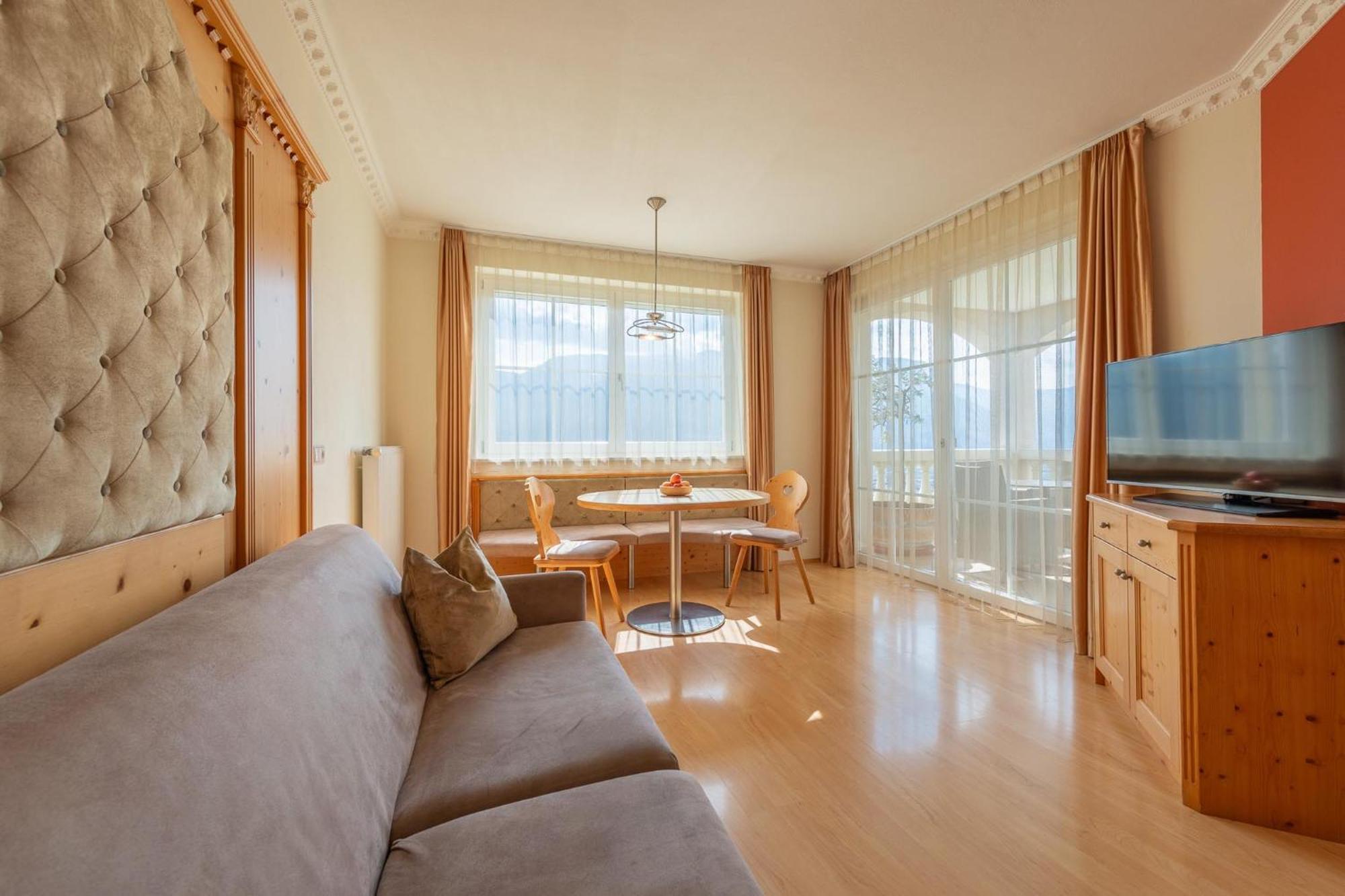 Panorama Aparthotel Termeno Ngoại thất bức ảnh