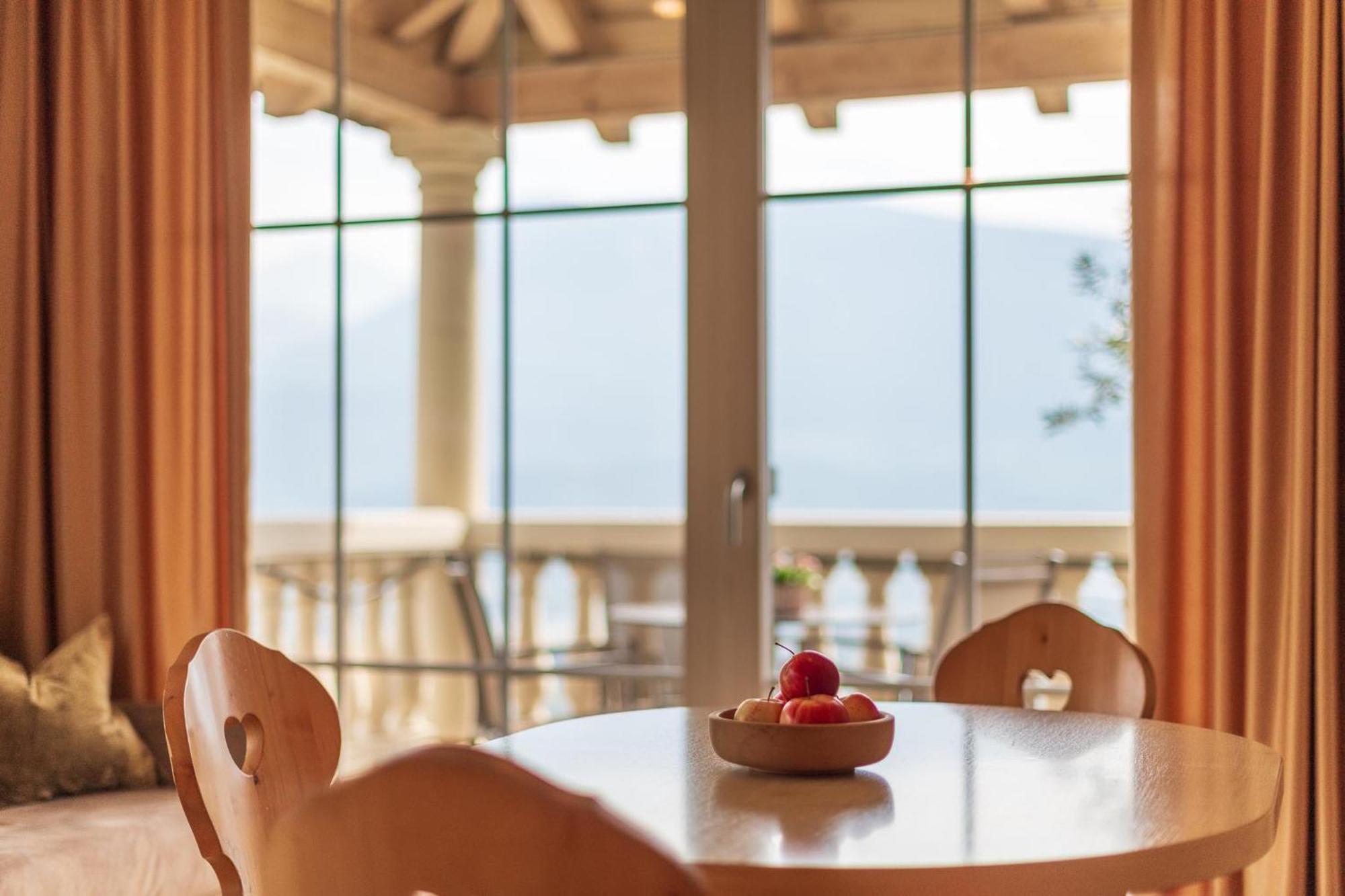 Panorama Aparthotel Termeno Ngoại thất bức ảnh